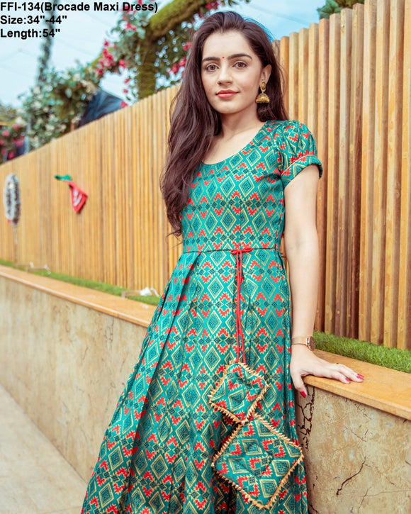 Printed Stitch Long Gown Kurti at Rs 699 in Surat | ID: 23534785133